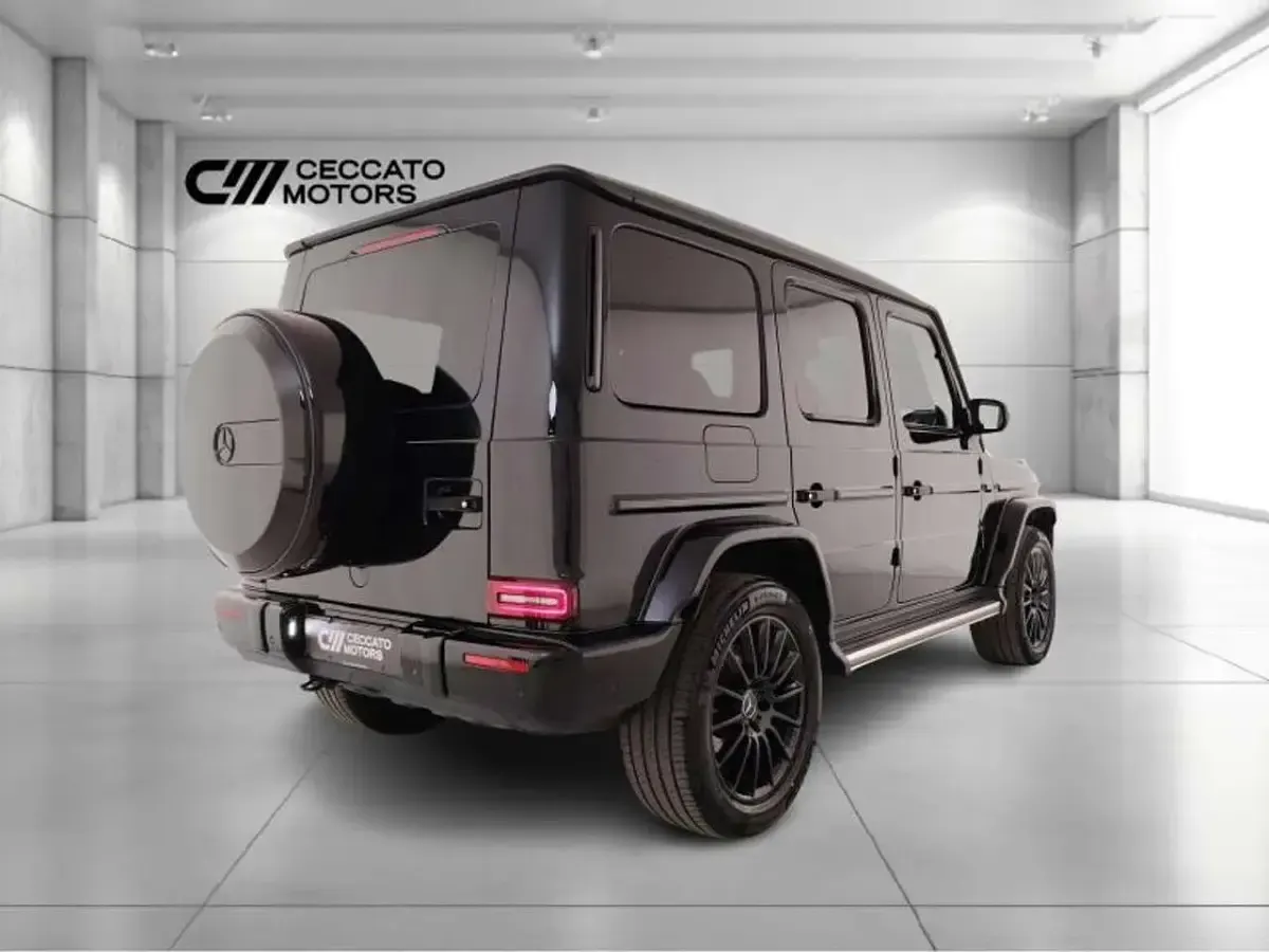 Usata Mercedes G400 Premium Plus 330 CV (242 kW) 2022 Nero SUV