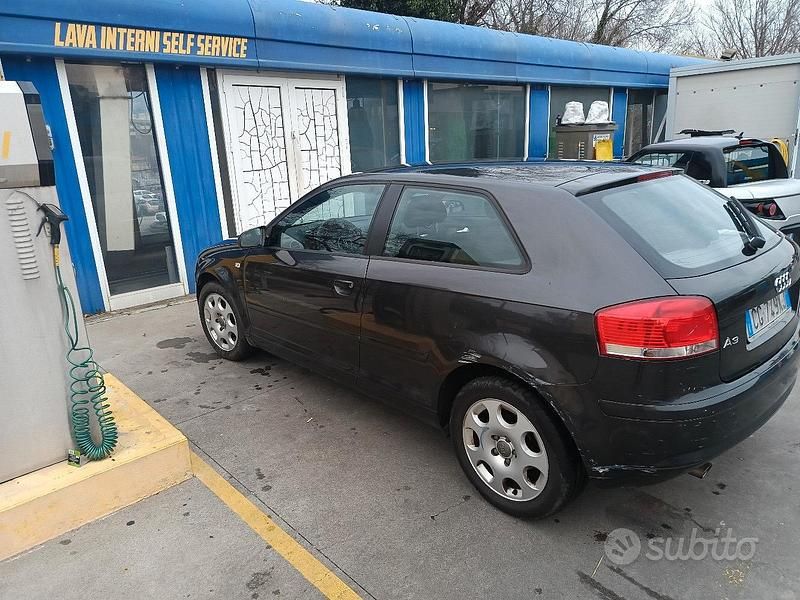 Usata Audi A3 Attraction 2003 Utilitaria