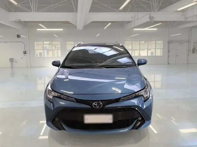 Usata Toyota Corolla Business Edition 97 CV (71 kW) 2022 Blu Station wagon