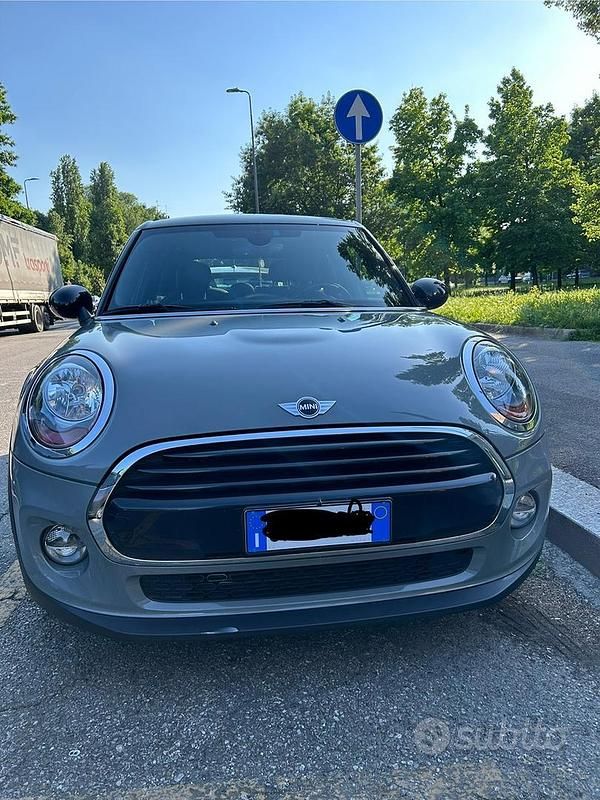 Usado Mini Cooper 136 HP (100 kW) 2017 Cinzento Citadino