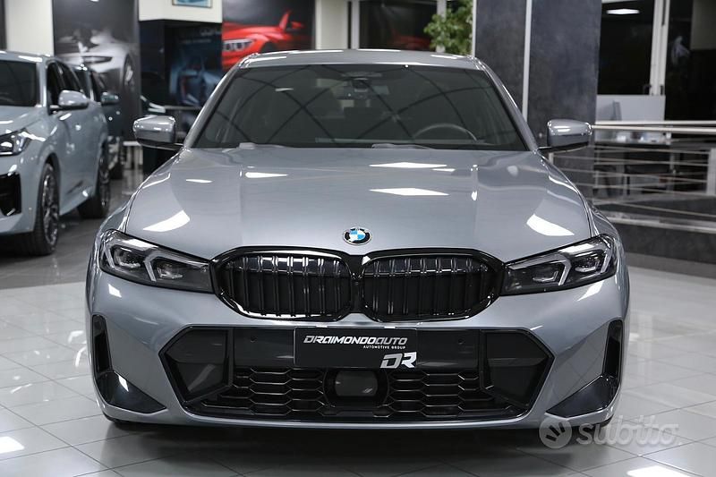 Usata BMW 320e M Sport 190 CV (139 kW) 2025 Skyscraper grey met. Berlina