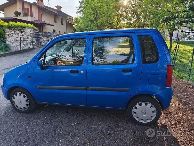 Occasion Opel Agila 58 ch (42 kW) 2003 Bleue Monospace