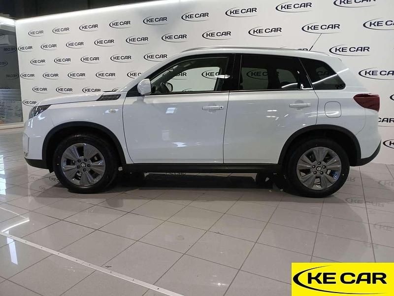 Usata Suzuki Vitara Cool 110 CV (80 kW) 2025 Bianco SUV