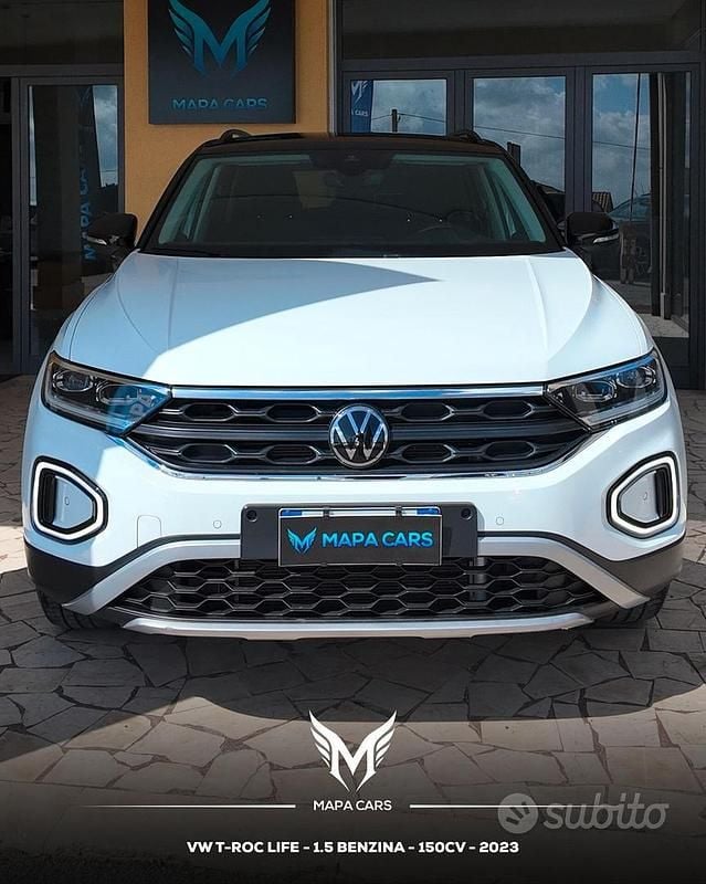 Usata VW T-Roc Life 150 CV (110 kW) 2023 Bianco SUV