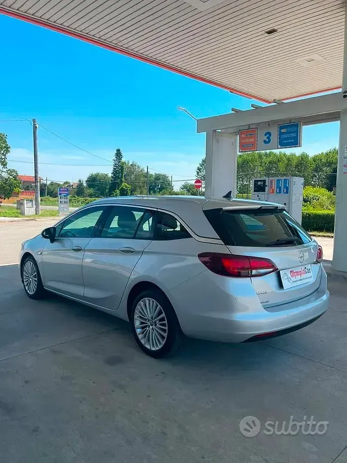 Usata Opel Astra 136 CV (100 kW) 2018 Grigio Station wagon