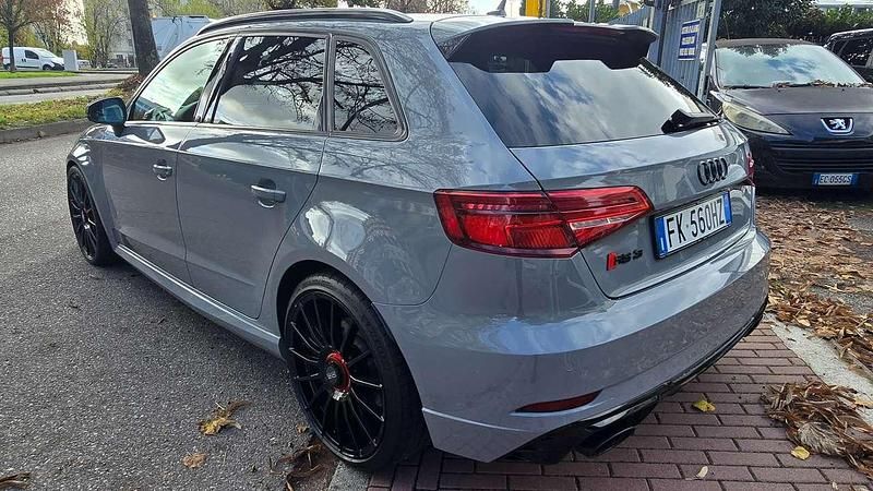 Usata Audi RS3 Ambiente 400 CV (294 kW) 2017 Argento Berlina