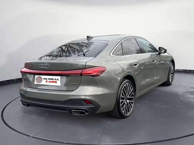 Usata Audi A5 S-Line 204 CV (150 kW) 2025 Chronosgrau Berlina