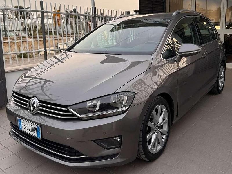 Usata VW Golf Sportsvan Highline 150 CV (110 kW) 2015 Grigio Monovolume