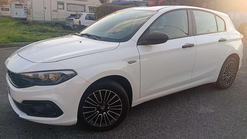 Usata Fiat Tipo 131 CV (96 kW) 2024 Bianco Station wagon