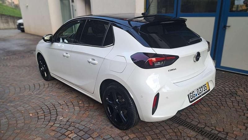 Usata Opel Corsa GS Line 101 CV (74 kW) 2021 Bianco Berlina