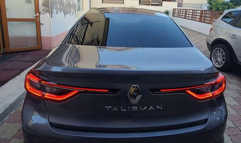 Usata Renault Talisman Intens 160 CV (117 kW) 2019 Grigio Berlina