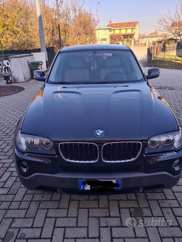 Nero Usata 2010 BMW X3 SUV | 4500 € - Immagine 1/4