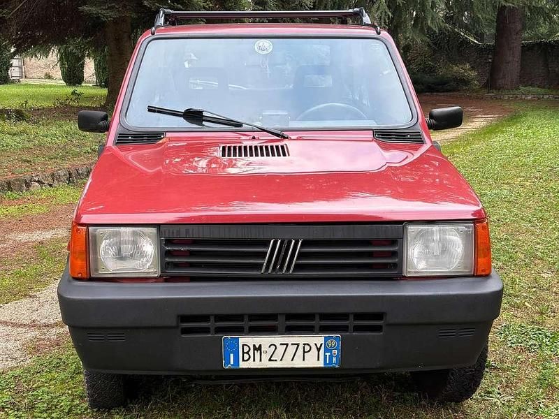 Usata Fiat Panda 4x4 Trekking 54 CV (39 kW) 2000 Rosso Utilitaria