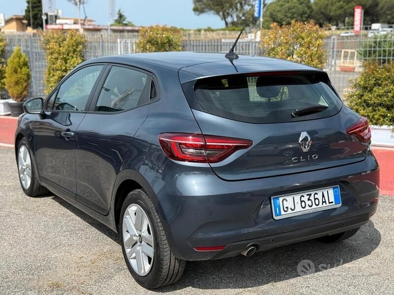 Usata Renault Clio V Zen 91 CV (66 kW) 2022 Blu Berlina