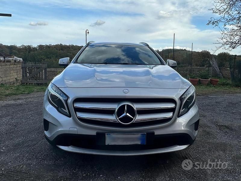 Usata Mercedes GLA220 2015 Grigio SUV