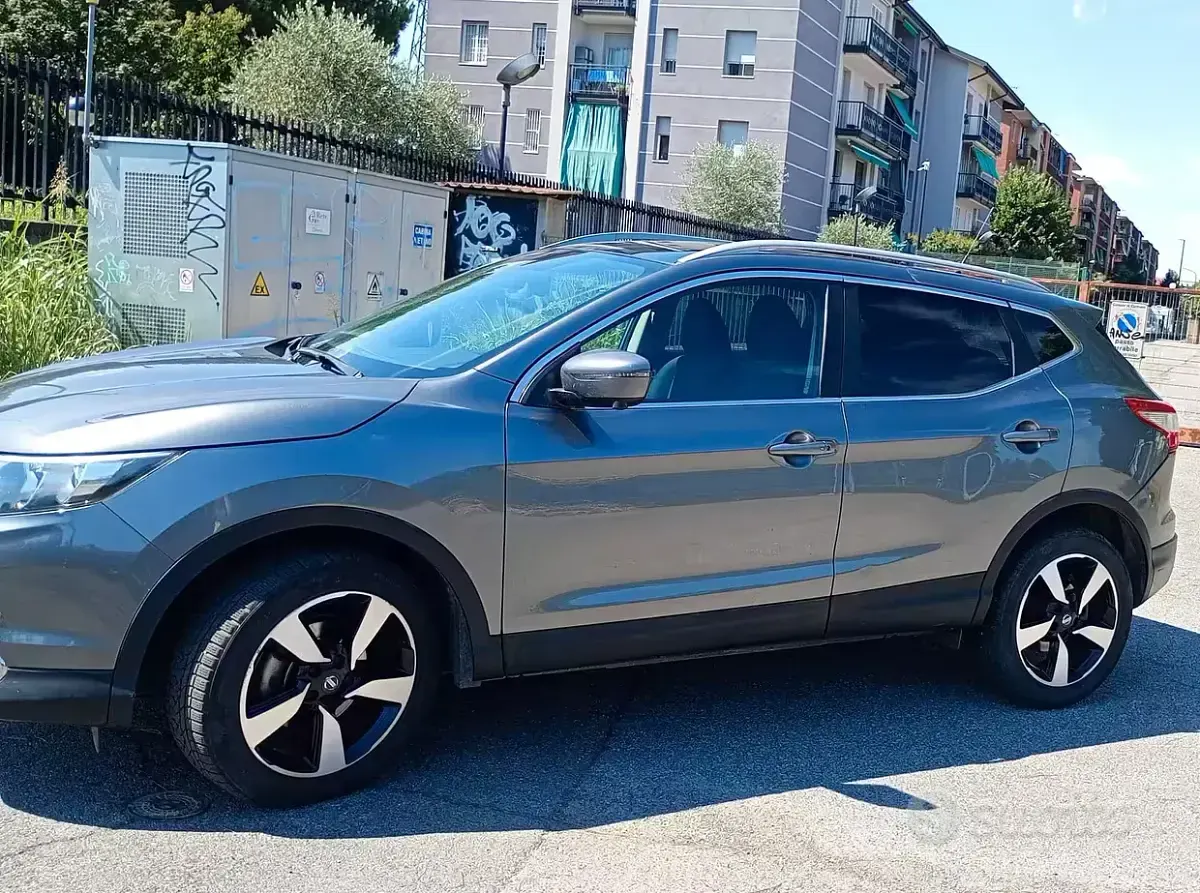 Usata Nissan Qashqai 115 CV (84 kW) 2018 Grigio SUV