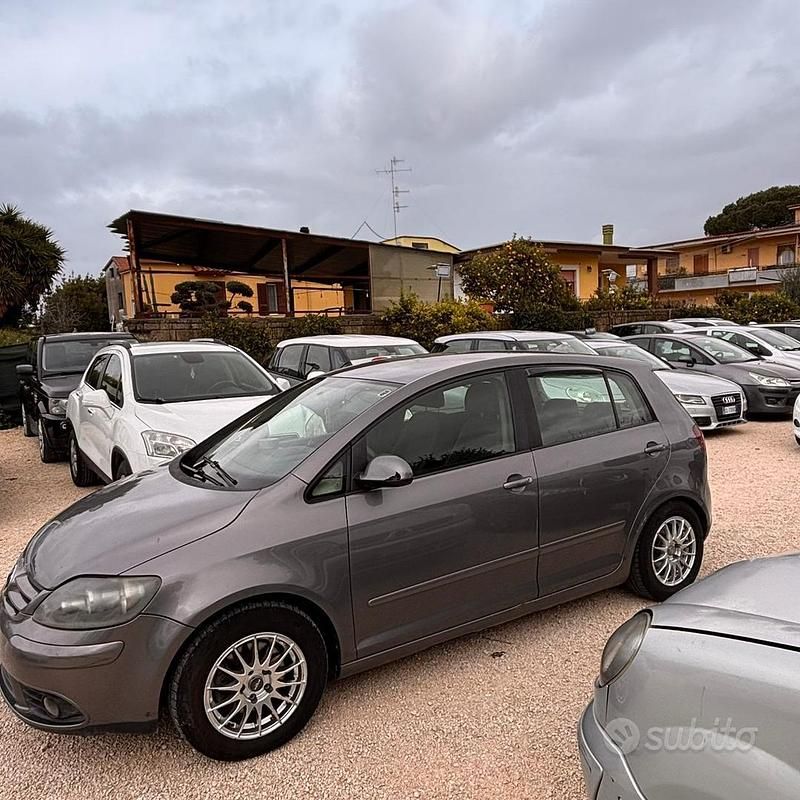 Usata VW Golf Plus Cross 140 CV (102 kW) 2007 Grigio Monovolume