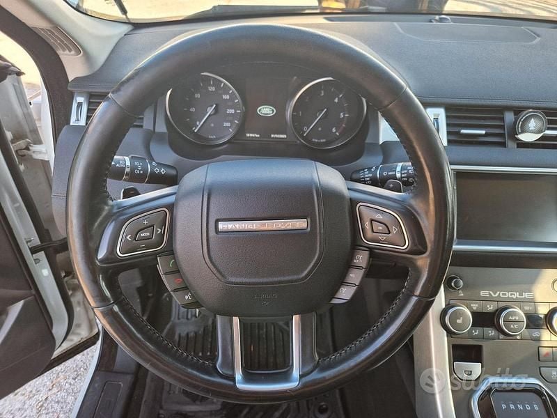 Usata Land Rover Range Rover evoque 150 CV (110 kW) 2017 Bianco SUV