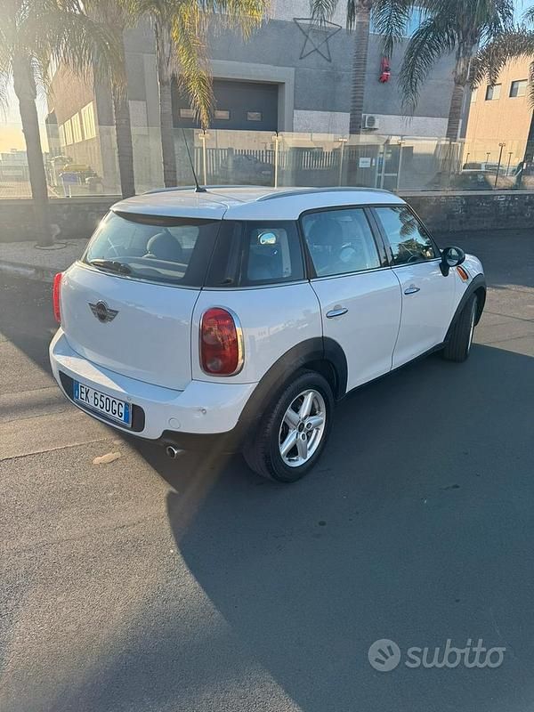 Usata Mini One D Countryman 2011 Bianco SUV