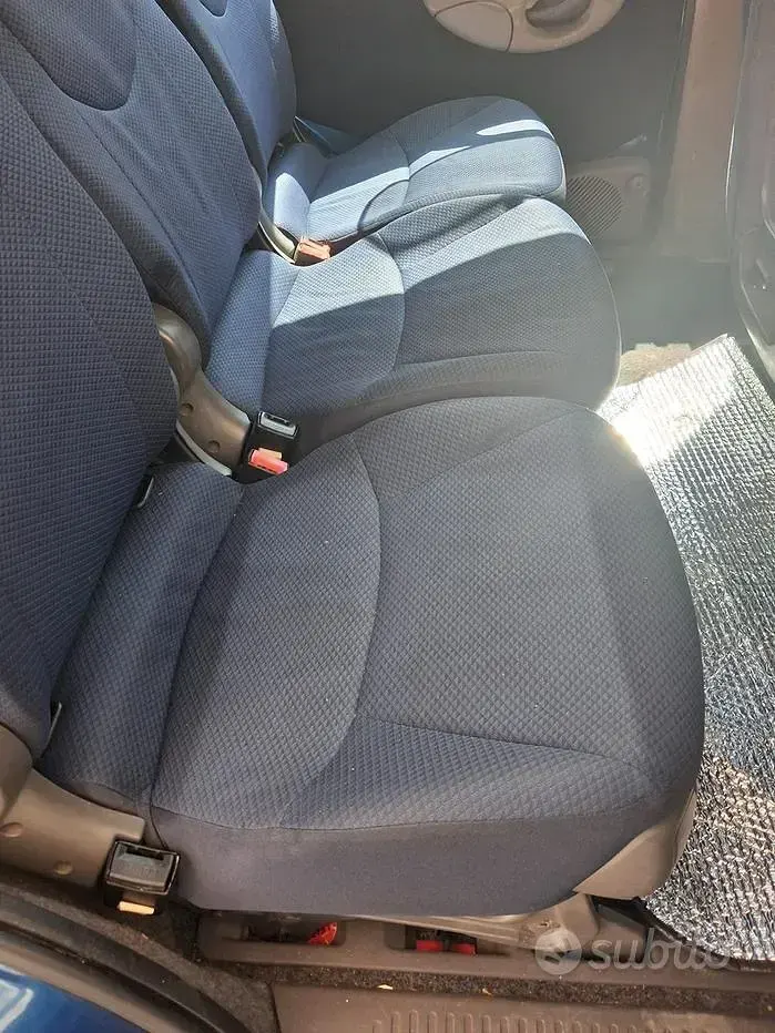 Usata Fiat Multipla 116 CV (85 kW) 2005 Bluazzurro Monovolume