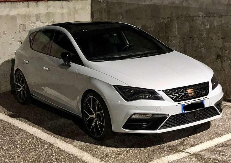 Usata Cupra Leon 290 CV (213 kW) 2020 Berlina