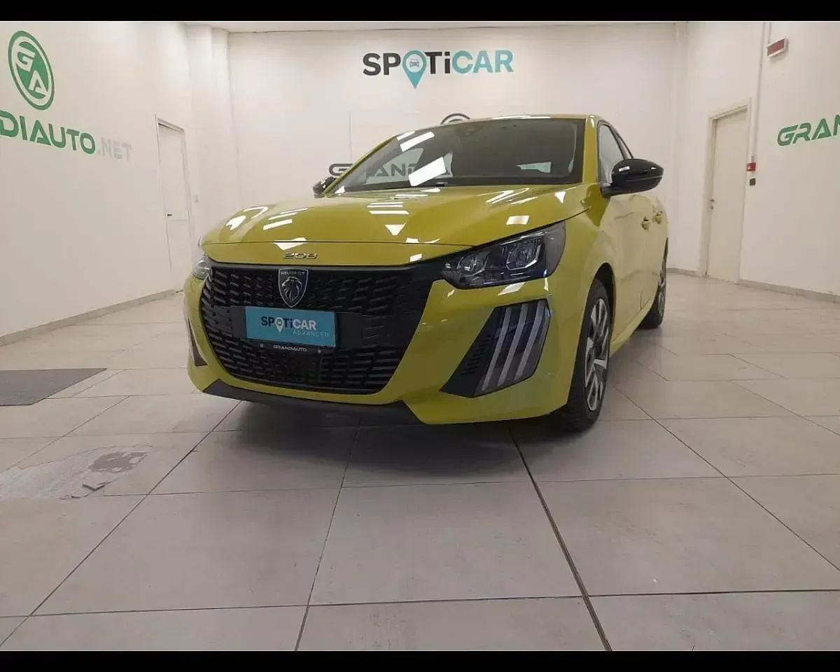 Usata Peugeot 208 Active 75 CV (55 kW) 2024 Giallo Utilitaria