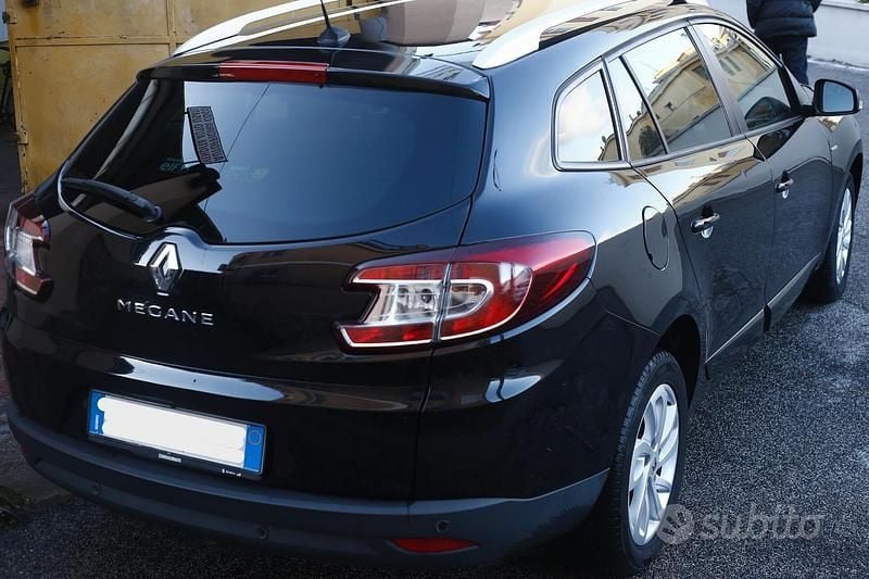 Usata Renault Mégane 110 CV (80 kW) 2015 Nero Berlina