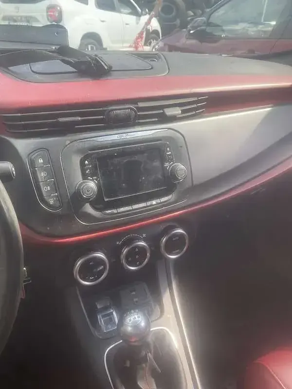 Usata Alfa Romeo Giulietta Exclusive 150 CV (110 kW) 2015 Utilitaria