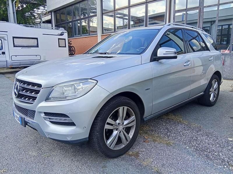 Argento Usata 2012 Mercedes ML250 SUV | 11.900 € (Super prezzo) - Immagine 1/4