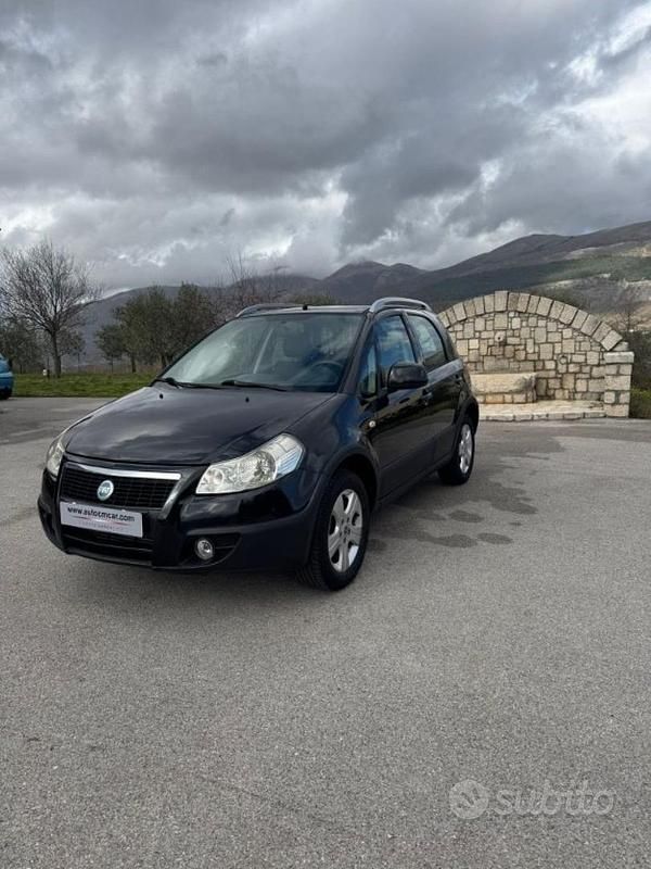 Usata Fiat Sedici Dynamic 120 CV (88 kW) 2008 Nero SUV