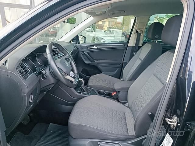 Usata VW Tiguan Life 150 CV (110 kW) 2021 Nero SUV