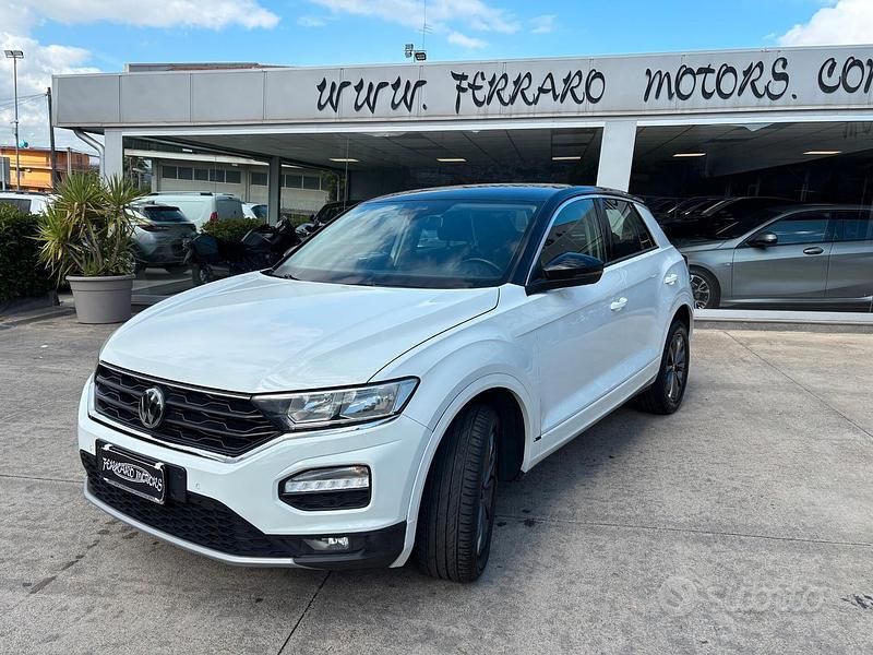 Bianco Usata 2020 VW T-Roc Style SUV | 16.999 € (Ottimo prezzo) - Immagine 1/4