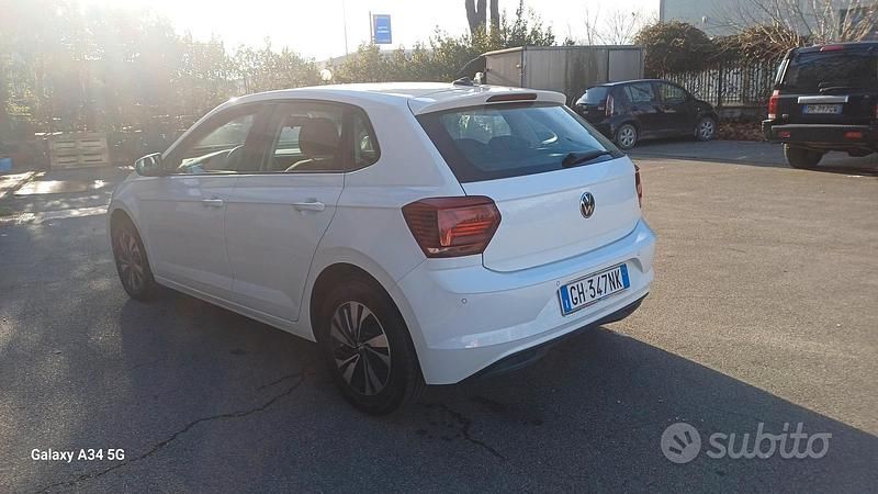 Usata VW Polo 65 CV (47 kW) 2022 Bianco Utilitaria