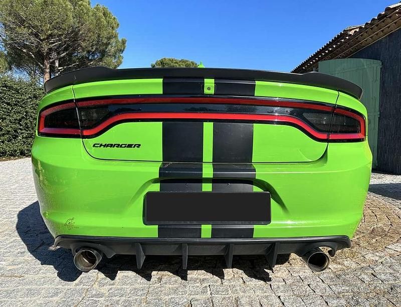 Usata Dodge Charger 379 CV (278 kW) 2018 Verde Berlina