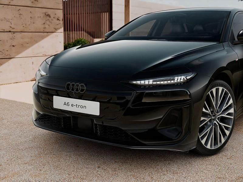 Nuova Audi A6 e-tron S-Line 239 kW (326 CV) 2026 Nero mito metallizzato Station wagon