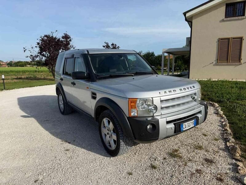 Argento Usata 2005 Land Rover Discovery 3 SE SUV | 3500 € - Immagine 1/2