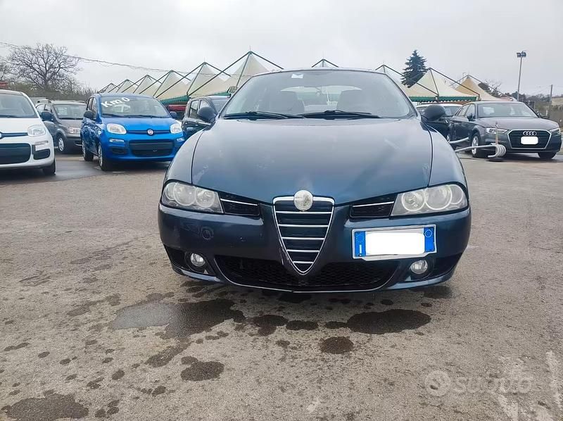 Begagnad Alfa Romeo 156 Distinctive 116 HK (85 kW) 2004 Blå Sedan
