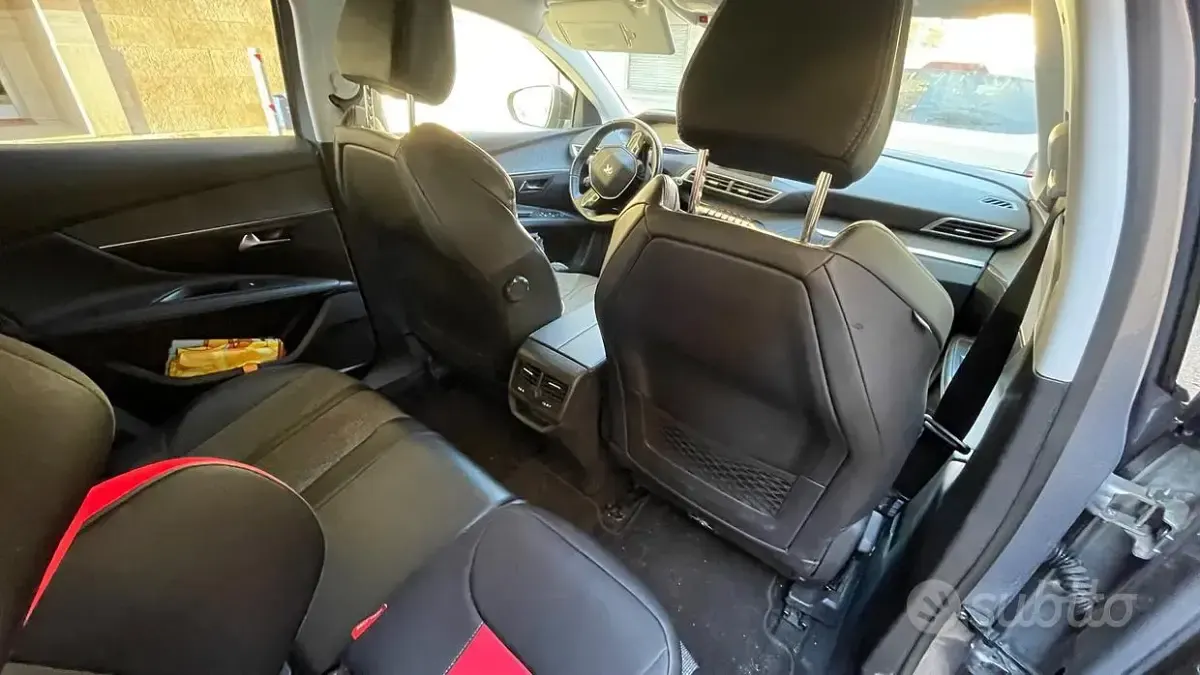 Usata Peugeot 3008 Allure 131 CV (96 kW) 2018 Grigio SUV