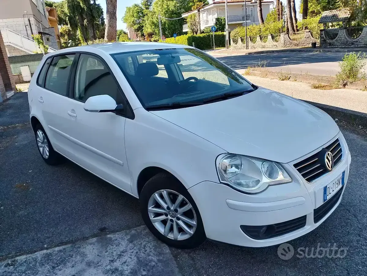 Usata VW Polo 75 CV (55 kW) 2008 Bianco Utilitaria