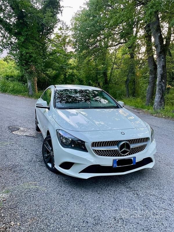 Usata Mercedes CLA220 170 CV (125 kW) 2014 Bianco Berlina