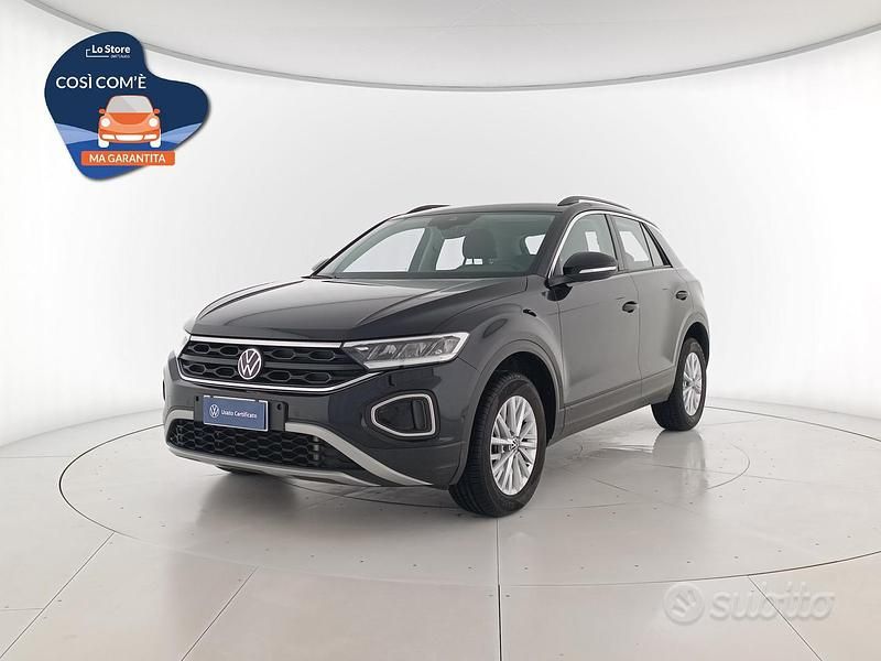 Deep black perlato Usata 2024 VW T-Roc Life SUV | 27.000 € (Buon prezzo) - Immagine 1/4