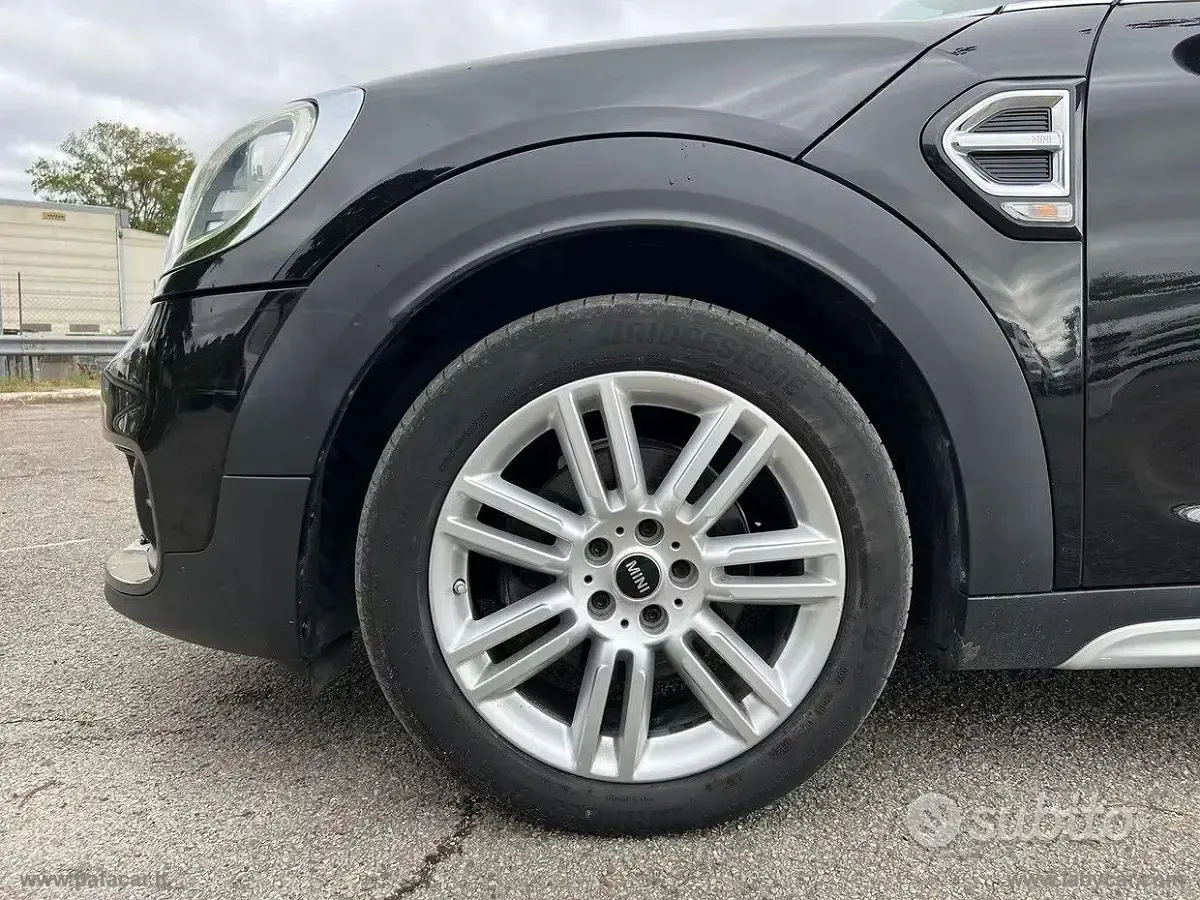 Usata Mini Cooper D Countryman Business 150 CV (110 kW) 2018 Nero SUV