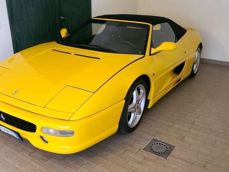 Giallo Usata 1996 Ferrari F355 Cabrio | 165.000 € (Super prezzo) - Immagine 1/4