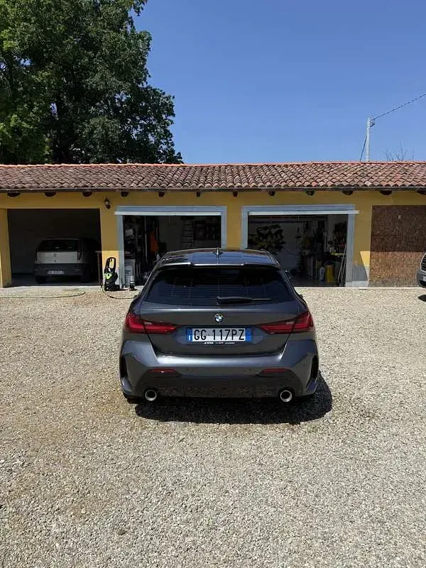Usata BMW 118 M Sport 150 CV (110 kW) 2021 Grigio Utilitaria