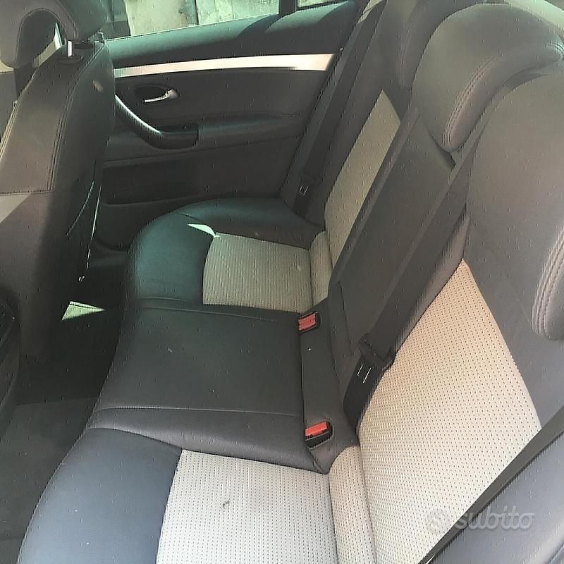 Begagnad Saab 9-3 Vector 150 HK (110 kW) 2007 Grå Kombi