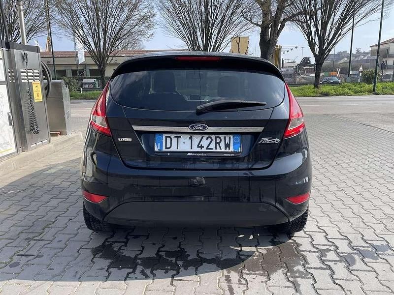Usata Ford Fiesta Titanium 68 CV (50 kW) 2009 Utilitaria