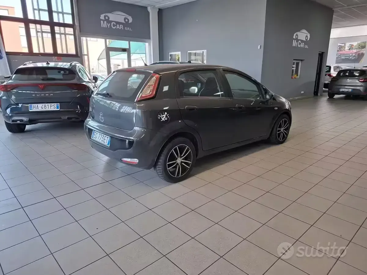 Usata Fiat Punto Evo 69 CV (50 kW) 2011 Other Utilitaria