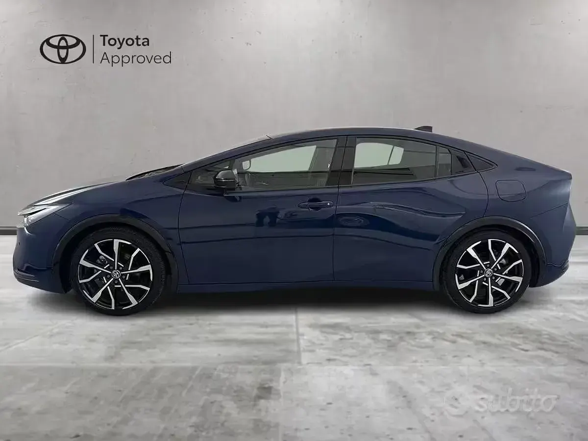 Usata Toyota Prius Lounge 2025 Bluazzurro Utilitaria