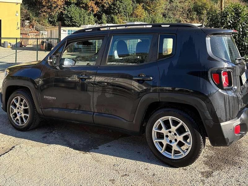 Usata Jeep Renegade Longitude 140 CV (102 kW) 2019 Nero SUV