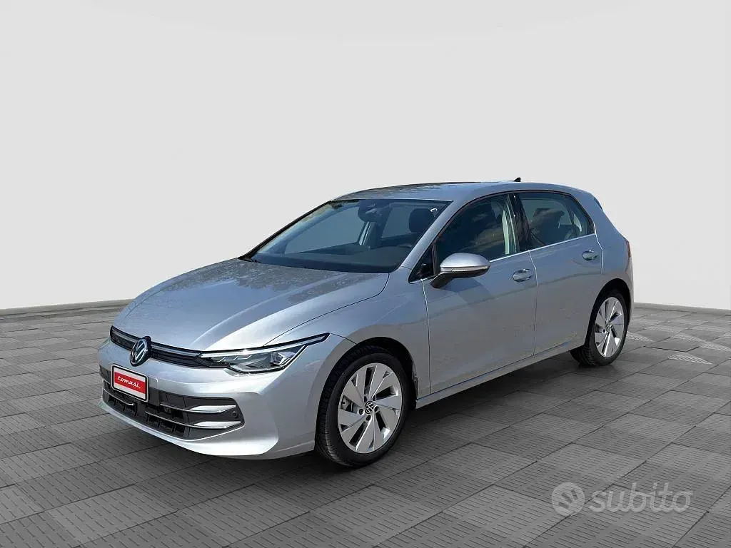 Usata VW Golf VIII Style 150 CV (110 kW) 2025 Grigio Berlina